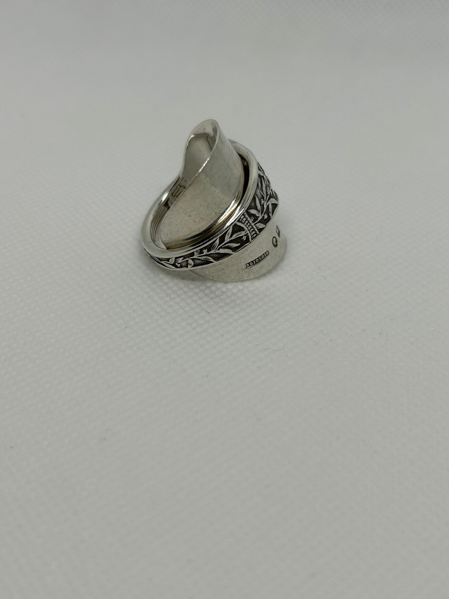 Antique Victorian Frederick Elkington solid sterling silver teaspoon (hallmarked 1888) ring