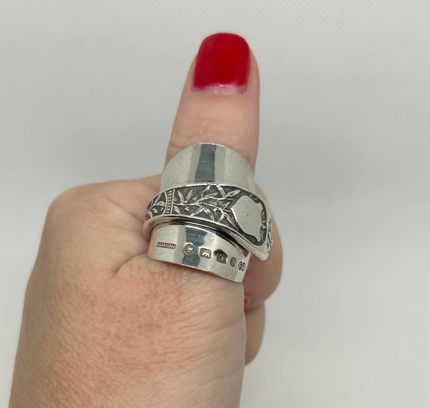 Antique Victorian Frederick Elkington solid sterling silver teaspoon (hallmarked 1888) ring