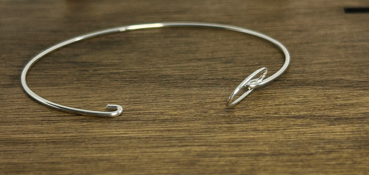 Silver Oval Catch Bracelet