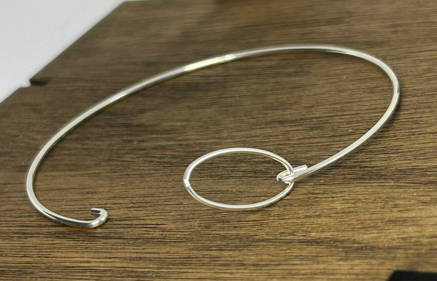 Silver Oval Catch Bracelet
