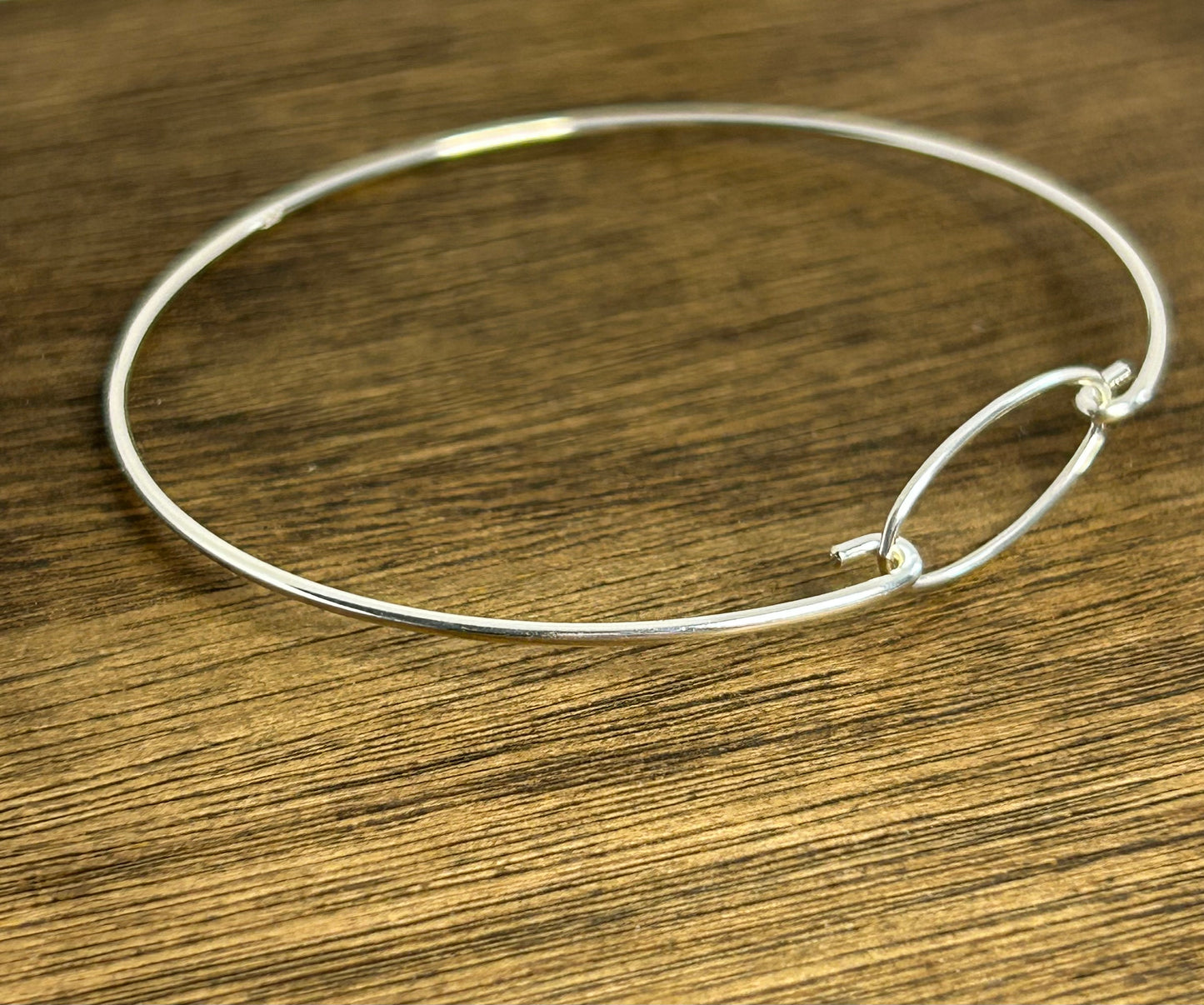 Silver Oval Catch Bracelet