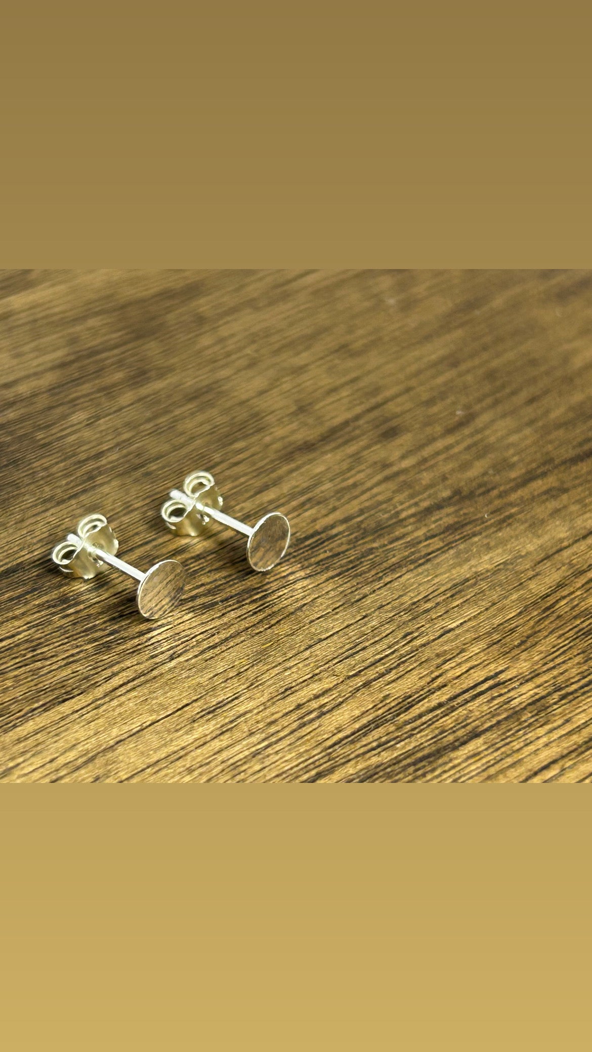 Flat Circle Stud Earrings