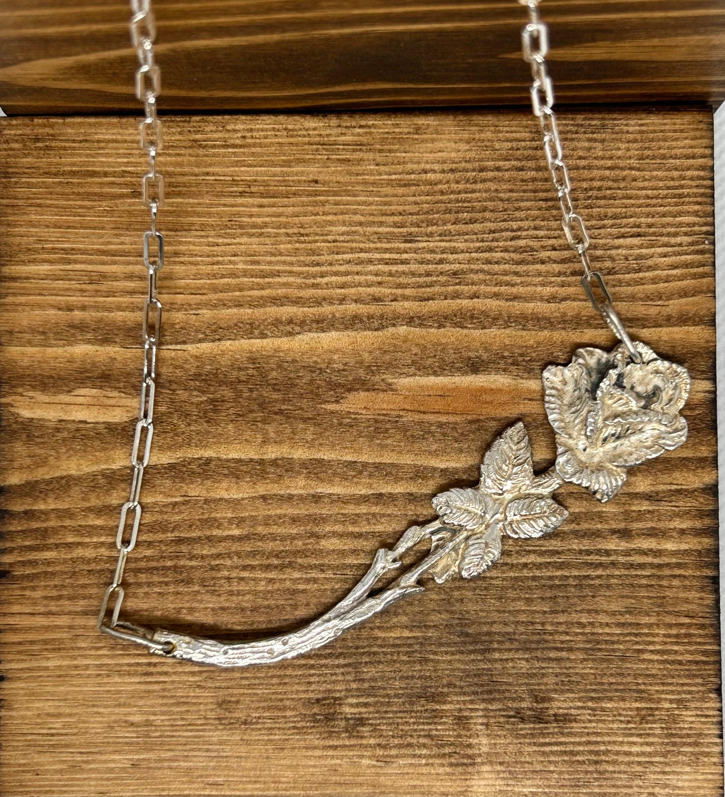 Rose Pendant Necklace