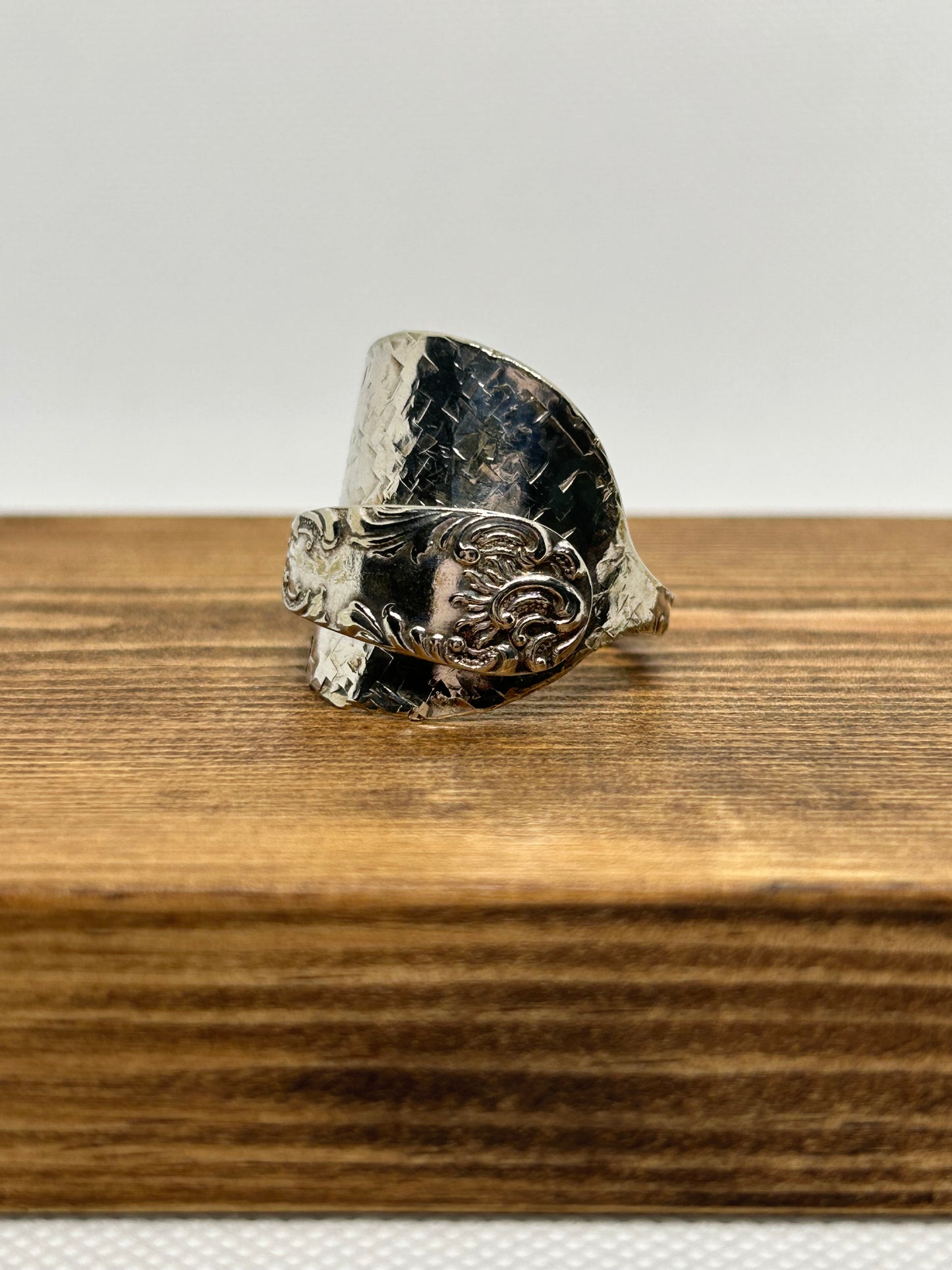 Texture Detail Full Spoon Ring