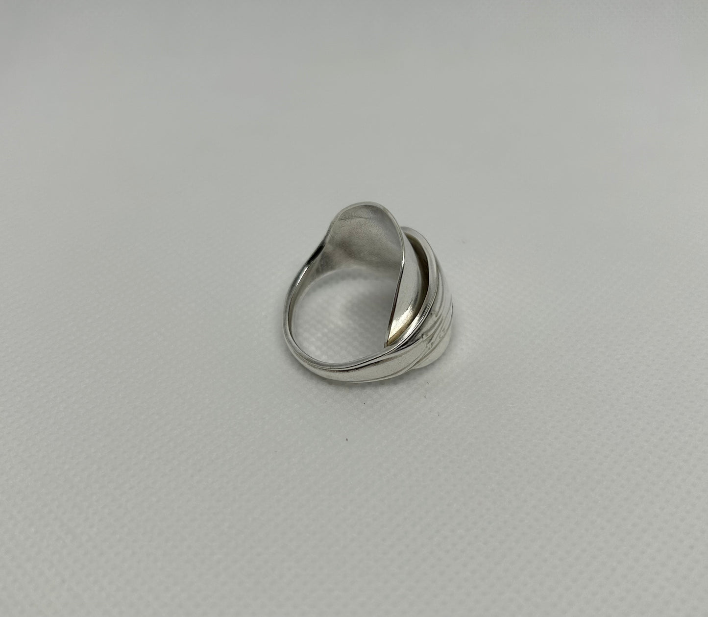 Simple Swirl Full Spoon Ring