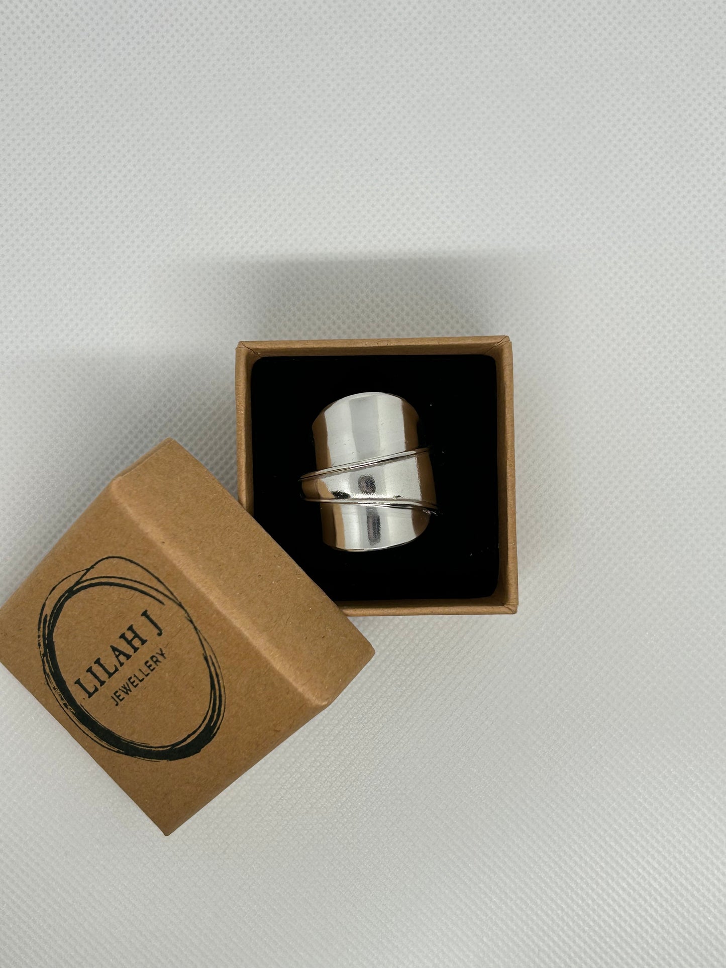 End Detail Full Wrap Spoon Ring